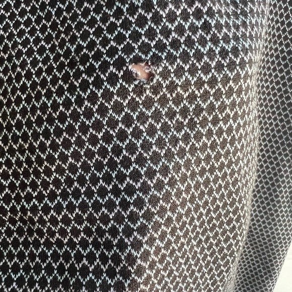 NWOT Peter Millar Polo 100% Cotton Size L Navy Blue with Blue & Purple Diamonds - Picture 3 of 4